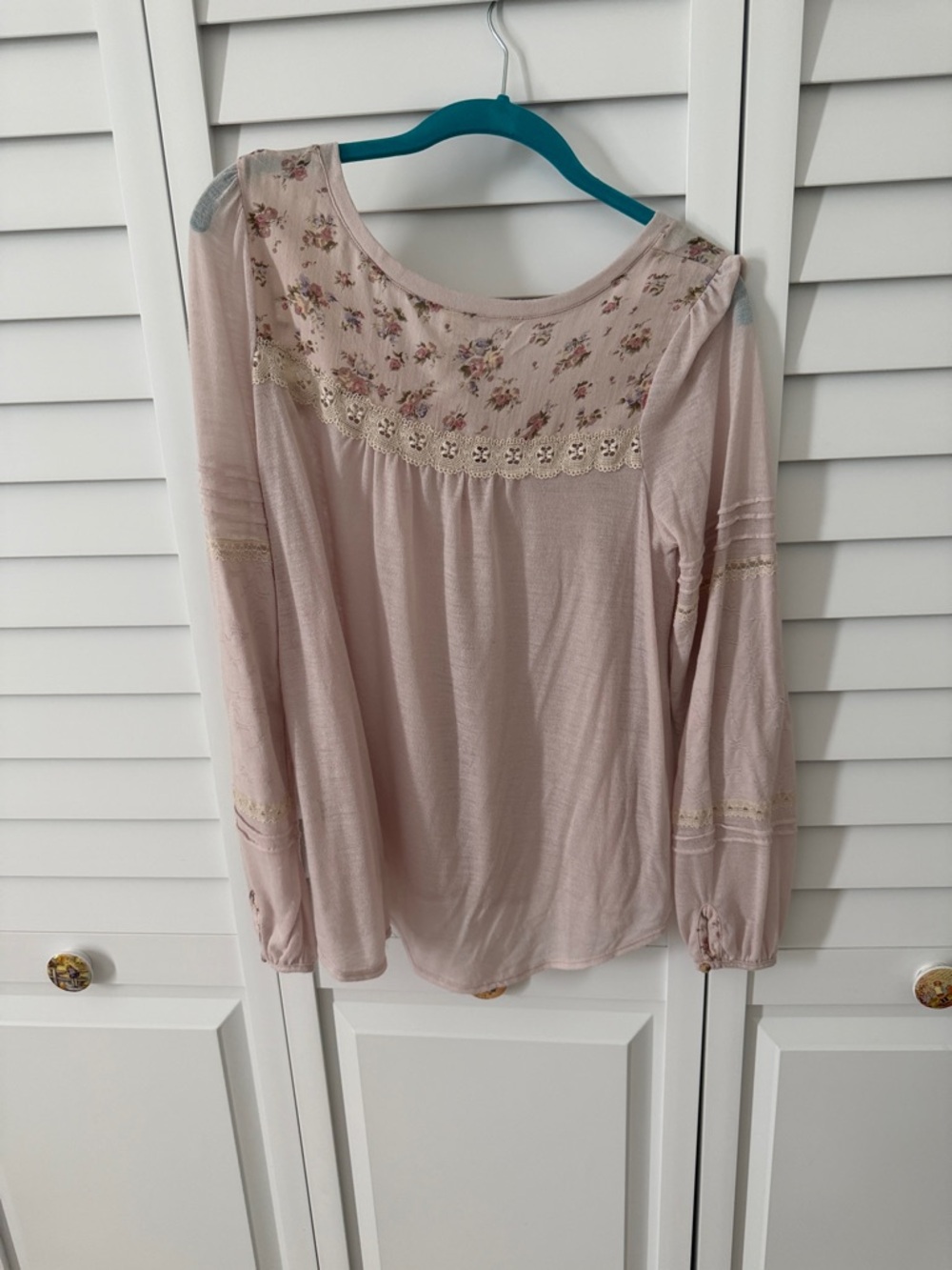 Free people —Boho Lace-Trim Button Front Women's Top - Blush Pink - Picture 5 of 8